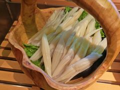 -牛YO寿喜烧·铁板烧和牛火锅自助(市府恒隆店)