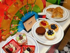 -咖啡苑自助餐厅·中国大饭店