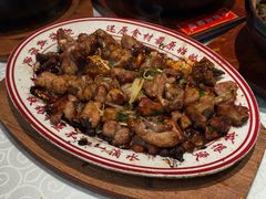 当红容边干蒸排骨-小粤楼·怀旧粤菜(万辉国际广场店)