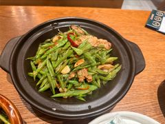 五彩花菇荷兰豆-云海肴·汽锅鸡·云南代表菜(丁香国际店)