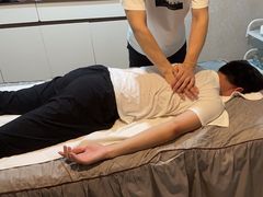 -创新足专业修脚(龙荷路店)