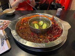 -洞亭火锅(防空洞总店)
