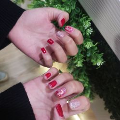 -倾城妃姿美疗中心