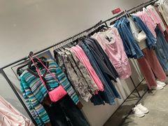 -URBAN REVIVO(西安Momopark店)