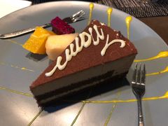 -悦享绿山墙西餐厅