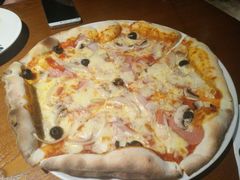 -JINNS锦时 steak&pizza(浸信会礼拜堂旧址店)