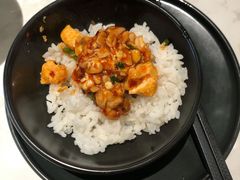 -本来精品川菜(嘉里中心店)