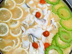 -山城外·非遗酸菜鱼(蜀都万达店)
