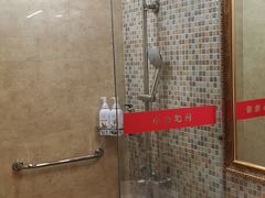 -花水湾第一村温泉大酒店