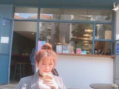 -Be Lived Cafe比例咖啡(摩天轮店)