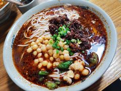 豌杂米粉-丁丁猫重庆小面(徐州路店)