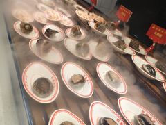 -四囍码头海鲜烧烤自助火锅(外滩南京东路悦荟广场店)