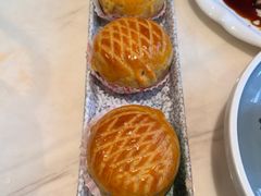 酥皮水牛奶菠萝包-陶陶居酒家(解放北路店)