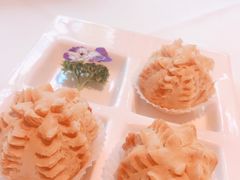 榴莲酥-申粤轩酒楼·三十年粤菜经典(丁香花园店)