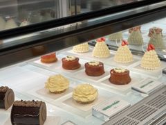 -潮一不贰·法式甜品·生日蛋糕·西式简餐(外滩店)