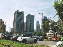 -地铁临平站P+R停车场(新城路)