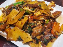 -粤北餐馆