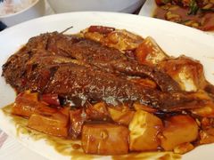 红烧豆腐烩小黄鱼-玲珑餐厅(陕西南路店)