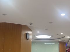 -雅悦齿科(顾村公园店)