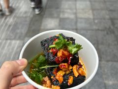 -黑色经典臭豆腐·湖南特产(步行街店)