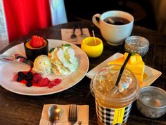 -莓园冰淇淋店