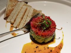 牛肉塔塔配牛油果黑橄榄酱-Solo(衡山路店)