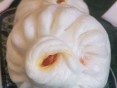 蟹黄包-四宜糕团店(南大街店)