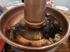 -洞庭洲·防空洞火锅·烧烤·铜锅涮肉(新百广场店)