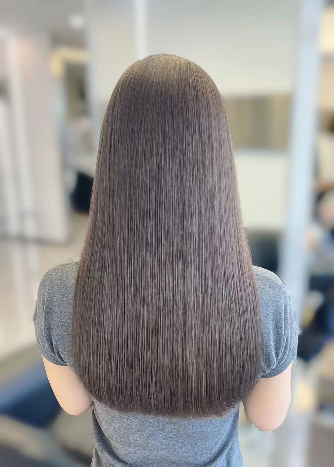 u型发尾:尾端面积留白小,显多厚重感