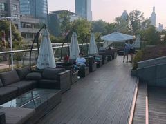 -UNI UNI(环亚凯瑟琳店)