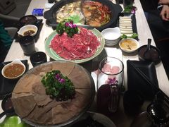 -围炉·川味鲜货火锅(万达珍珠坊店)