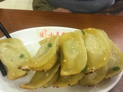 -小姜锅贴(凤凰街店)