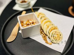 榛子酱鹅肝拌葱油饼-桂语山房(满觉陇店)