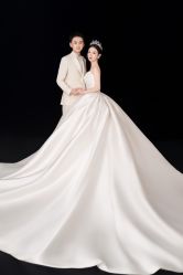 -雪中彩影婚纱摄影·微光艺术中心