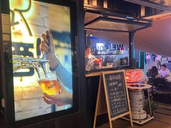 景观位-HIHE Bistro·Oyster Bar(华熙live店)