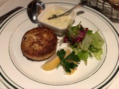 招牌蟹肉饼-Wolfgang’s Steakhouse 沃夫冈牛排馆(上海白玉兰广场店)