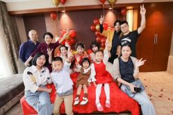 -艾米丽婚纱礼服