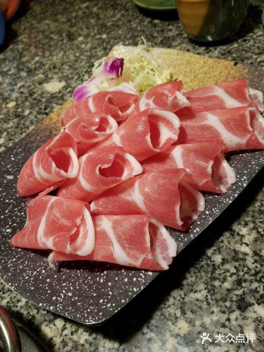 养心殿台式养生锅(铜锣湾店)霜降肉眼肥牛图片