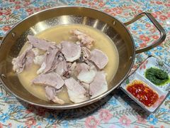 手把肉-格日勒阿妈蒙古厨房(新华广场店)