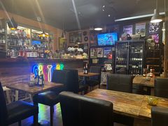 -SISTERS BAR RESTAURANT川意酒馆(嘉善老市H楼店)