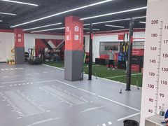 -育健帕里西青少年体能训练中心(广渠门店)