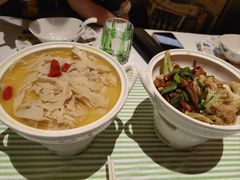 -桂满陇·手作小笼包&江南叫花鸡(中山公园店)