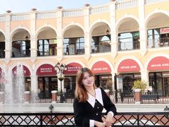 -佛罗伦萨小镇广佛名品奥特莱斯(疏港路店)