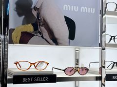 -LensCrafters亮视点·OAKLEY精选(静安嘉里中心店)