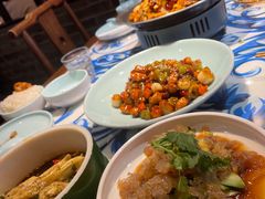 -川流不息·地道川菜·小龙虾(新松江路店)