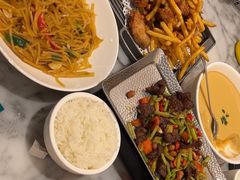 -小菜园新徽菜(宜兴八佰伴店)