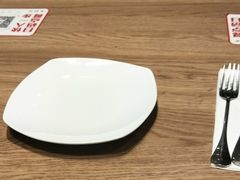 -必胜客(新中纬店)