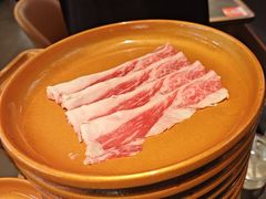 -牛YO寿喜烧·铁板烧和牛火锅自助(市府恒隆店)