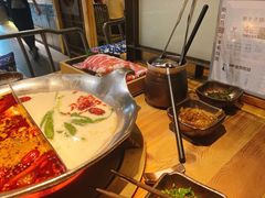 凑凑肥牛-湊湊火锅·茶憩(杭州湖滨银泰in77店)