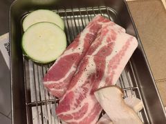 -蚂蚁洞·烤肉大营地(上海静安大悦城店)